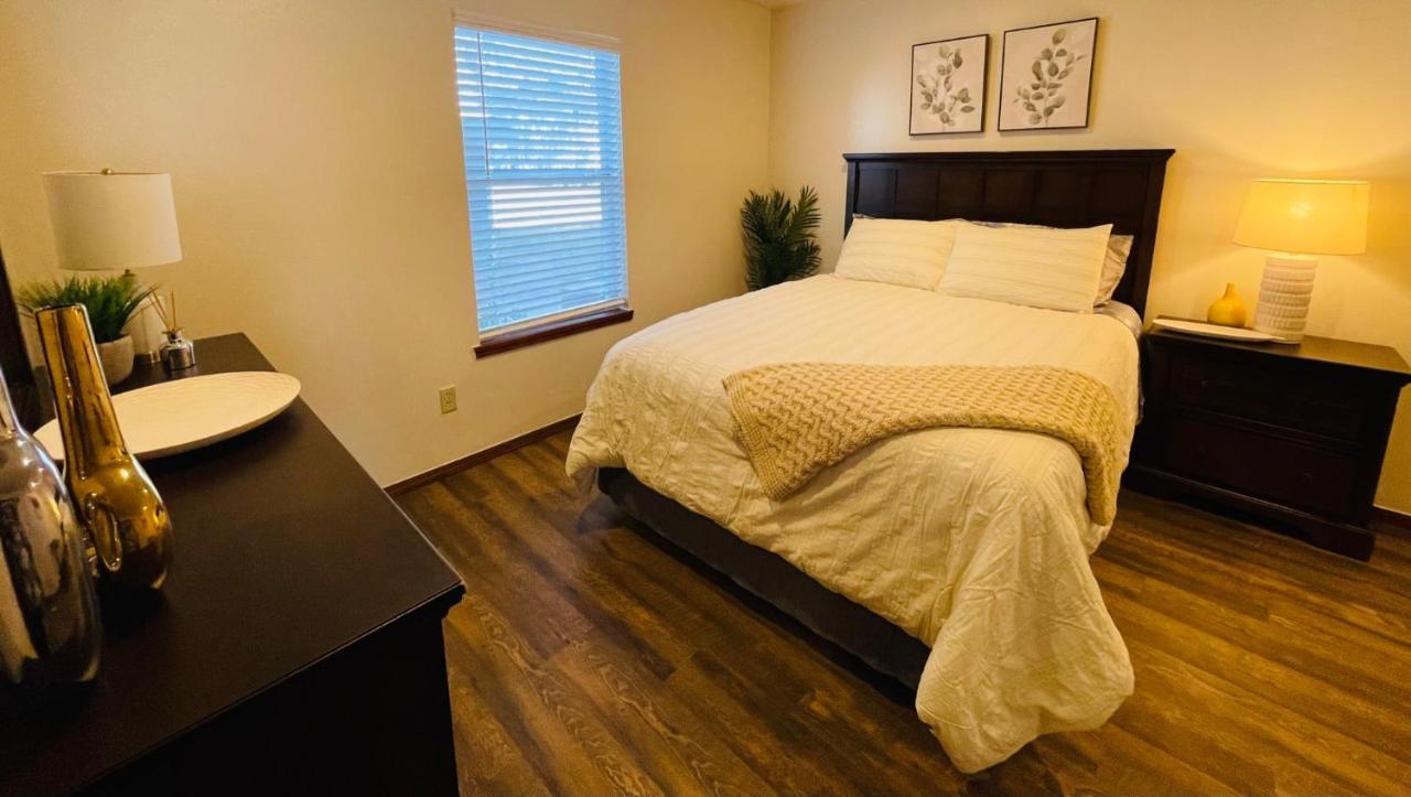 Ou-2 Bed 2 Bath Apartment Close To Ou 奧克拉荷馬 外观 照片